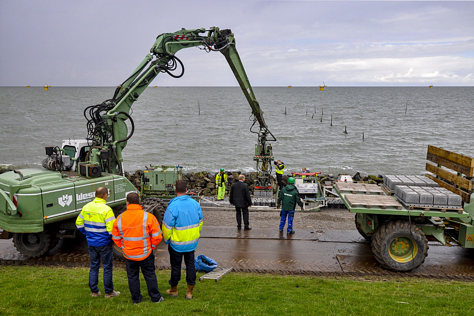 Dijkverzwaring. Foto: Ivo Ketelaar Fotografie