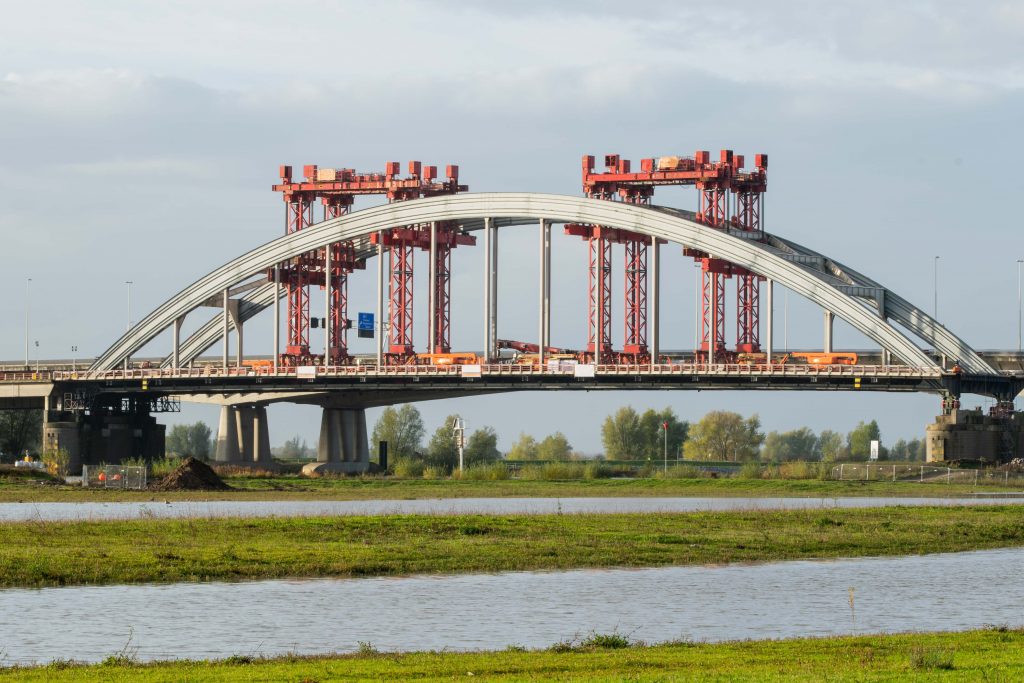 Boogbrug Vianen. Foto: iStock / Robin Verhoef