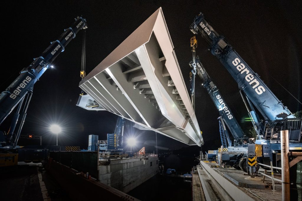 brugdek schipholbrug inhijsen