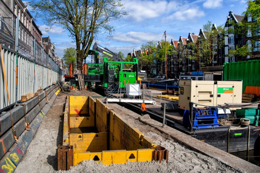 Koningsgracht herstel kademuren sleufkist