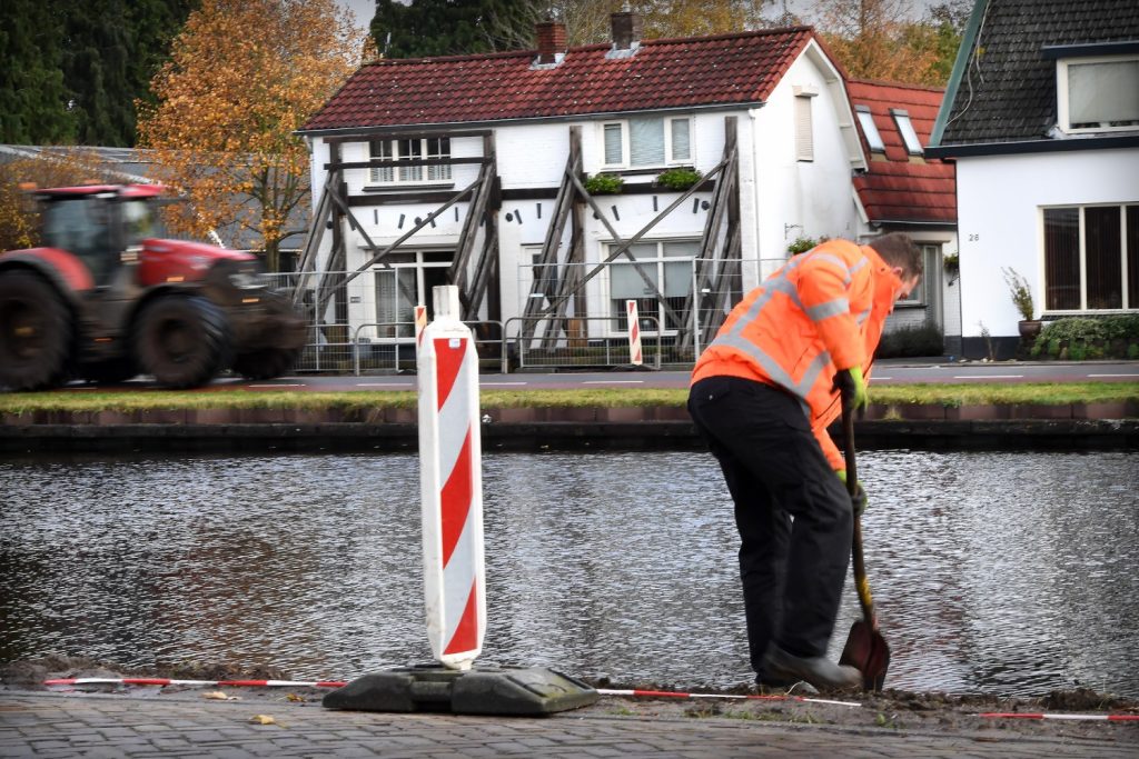 oevers kanaal almelo-de haandrik