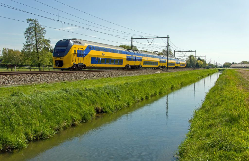 algemeen trein intercity