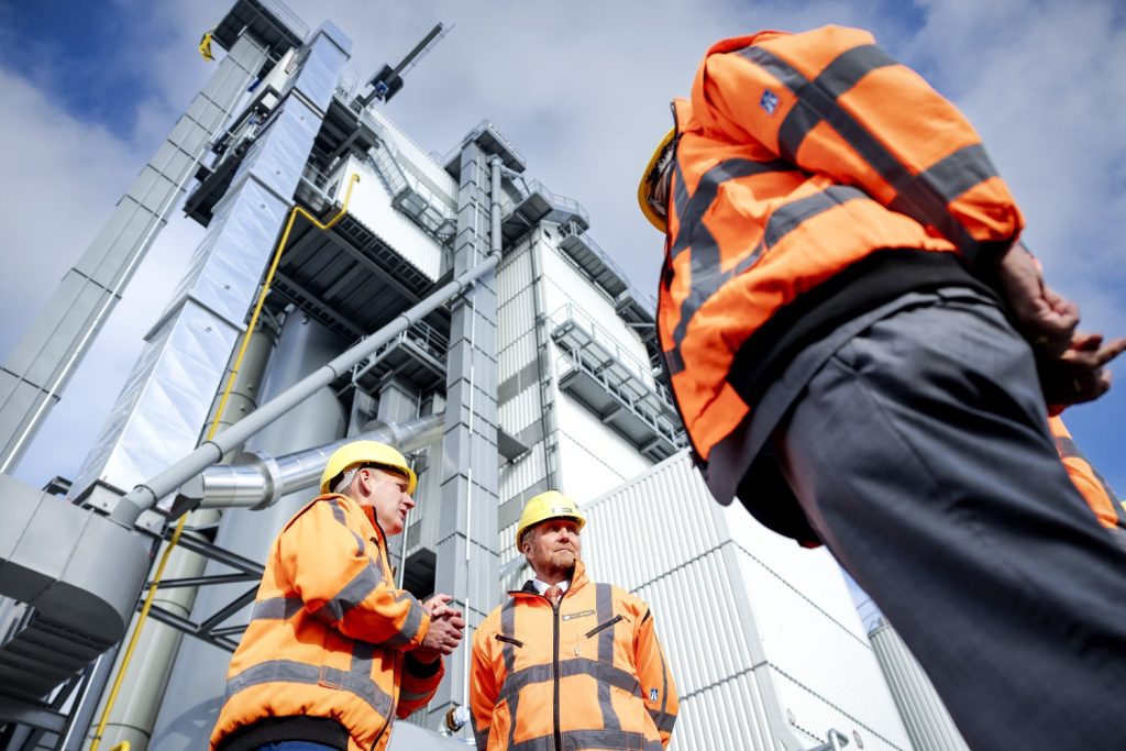 asfaltcentrale nijkerk koning willem-alexander